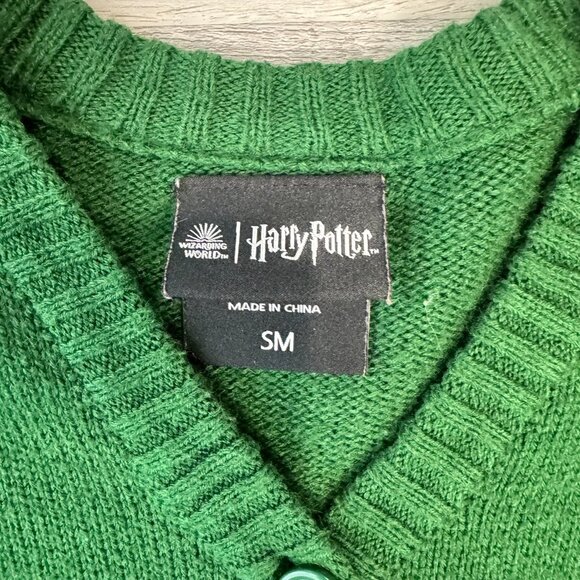 Harry Potter Kelly Green Slytherin Embroidered Cardigan Sweater B27 - Picture 3 of 6